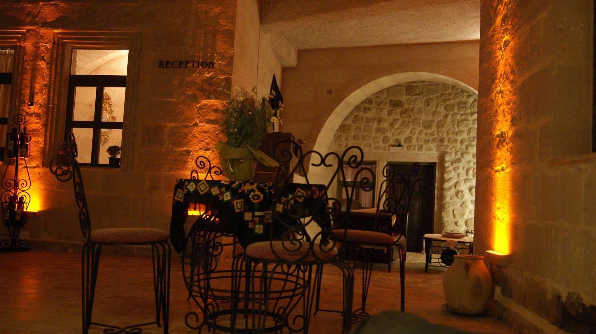 Sinasos Palace Cave Hotel Ουργκούπ Εξωτερικό φωτογραφία