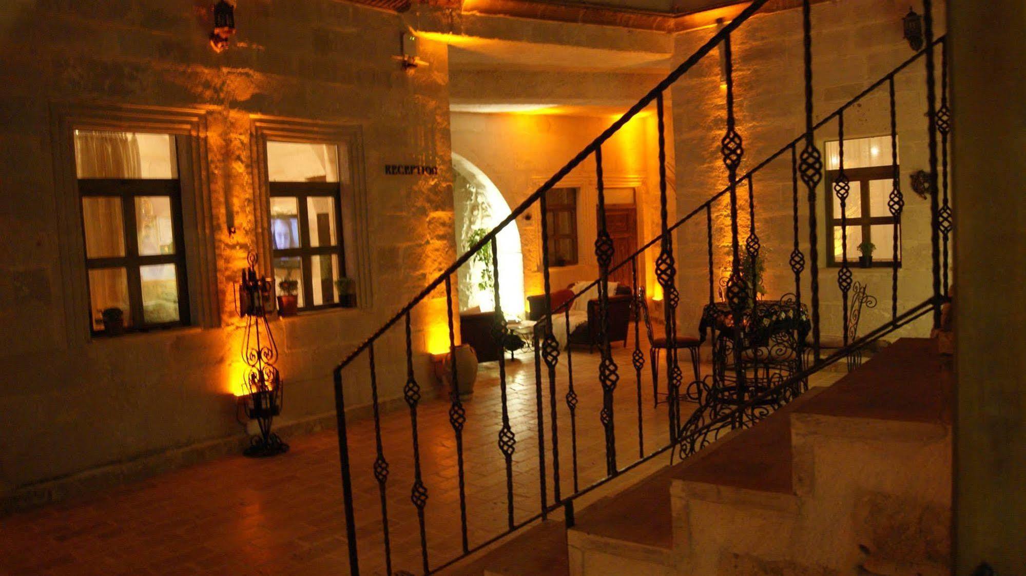 Sinasos Palace Cave Hotel Ουργκούπ Εξωτερικό φωτογραφία