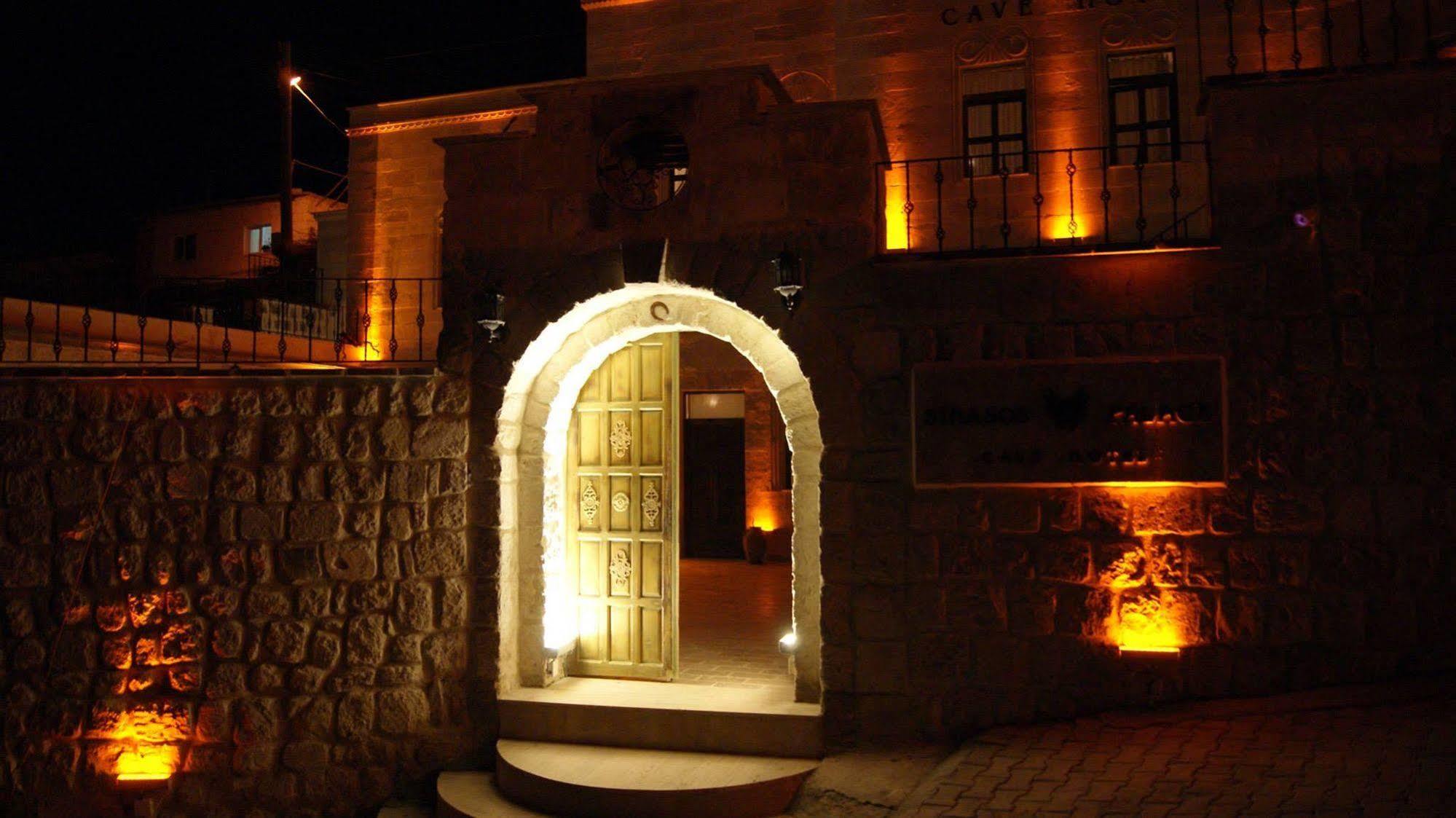 Sinasos Palace Cave Hotel Ουργκούπ Εξωτερικό φωτογραφία